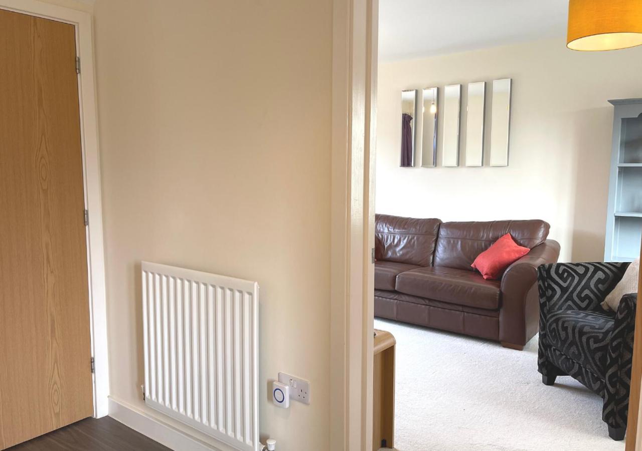 Ashford Holiday Home Sleeps 6 Free Parking Wifi Willesborough Exterior photo